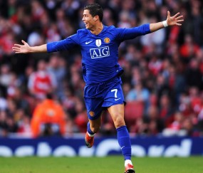 开云足球直播-欧陆烽火，土耳其铁骑踏破圣西罗，梅西独舞定乾坤