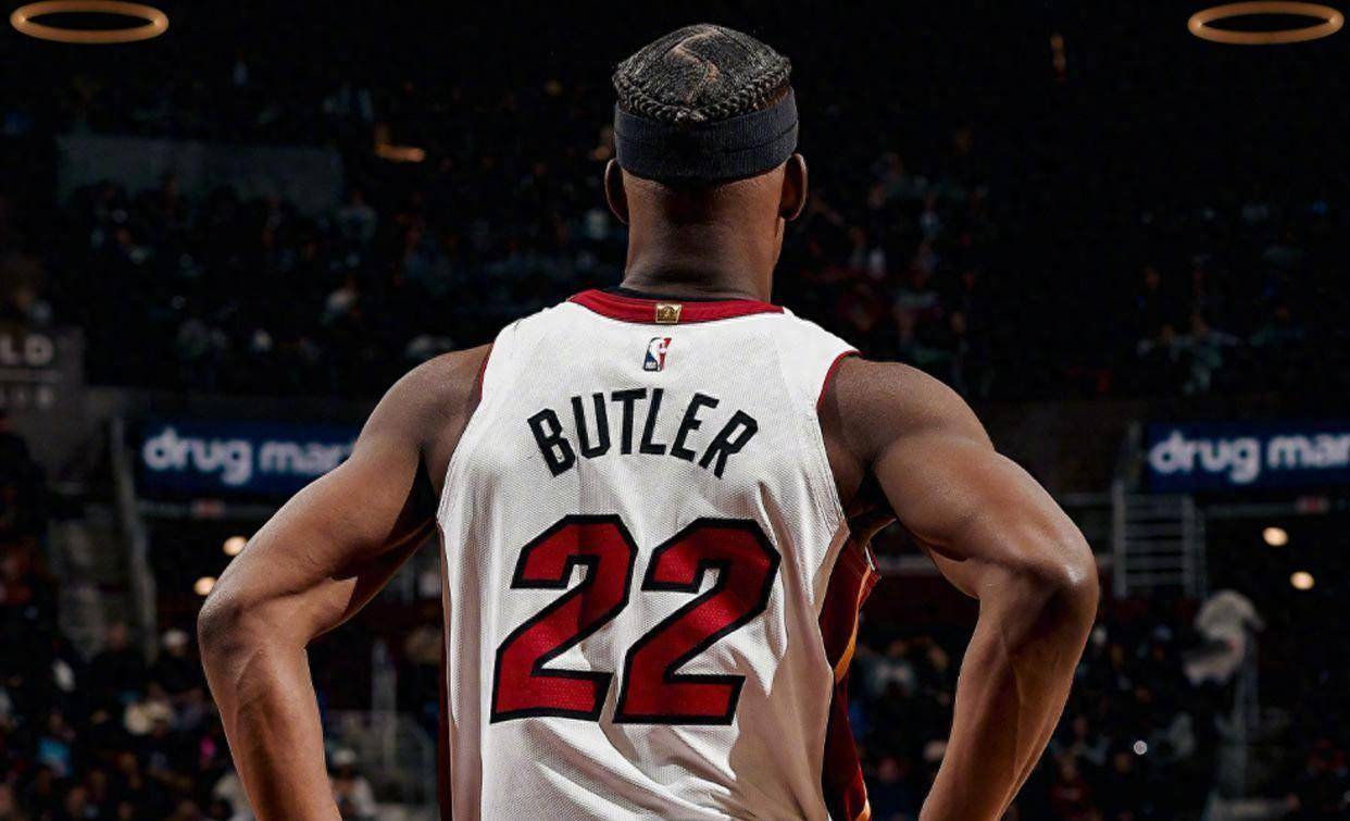 美国跳水冠军再获成功，再次登上领奖台