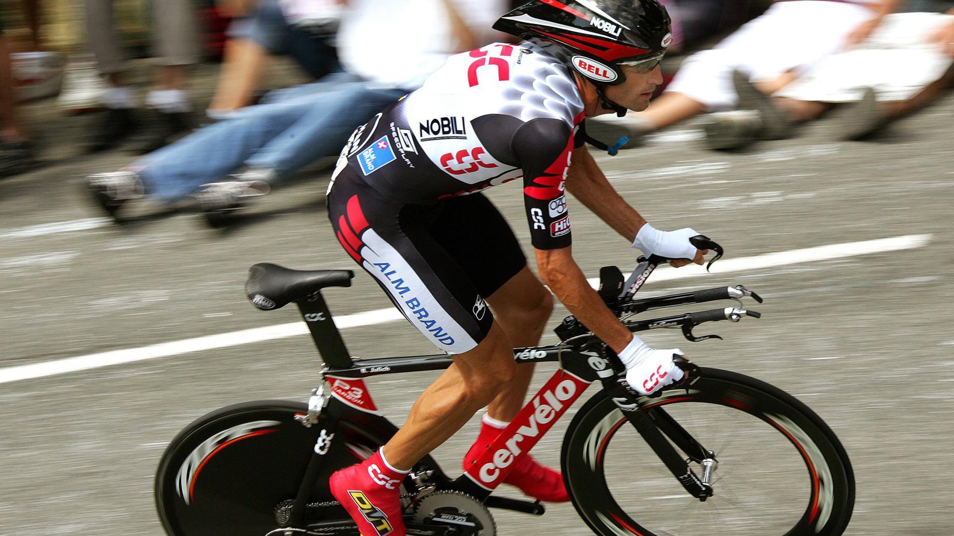 戈麦斯一剑封喉，国际米兰对阵塞维利亚的史诗之战